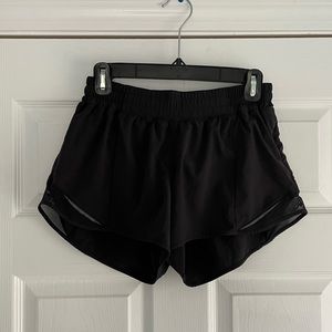 lululemon hotty hot short